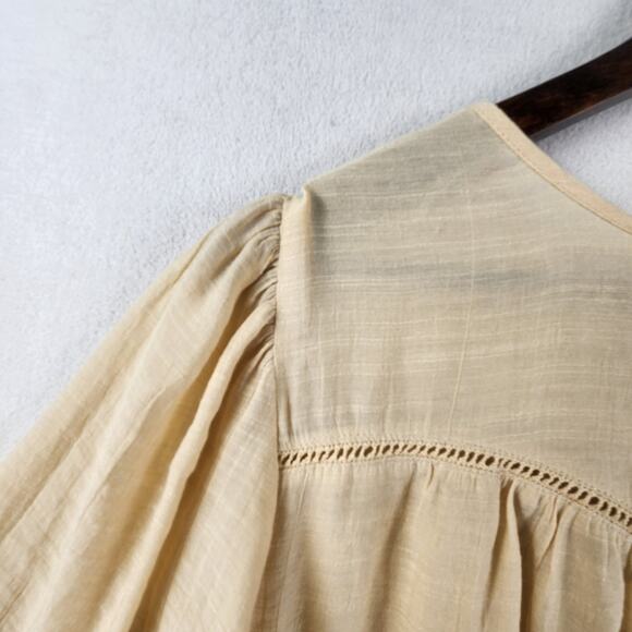 Nanette Lepore Curved Yoke Blouse Women’s SZ XL Beige Flowy Romantic EUC - Picture 7 of 12